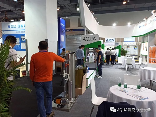 愛克展位絡(luò)繹不絕 愛克展位絡(luò)繹不絕