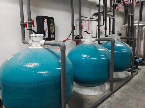 采用了愛克泳池水處理設(shè)備的機房案例實拍