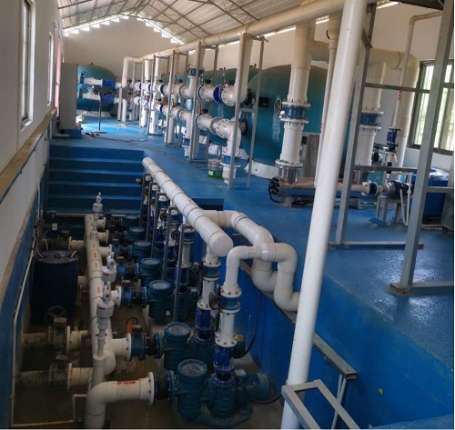 南寧市西鄉(xiāng)塘金光農(nóng)場(chǎng)的泳池，采用了7臺(tái)AQUA愛(ài)克ALB-1500循環(huán)水泵