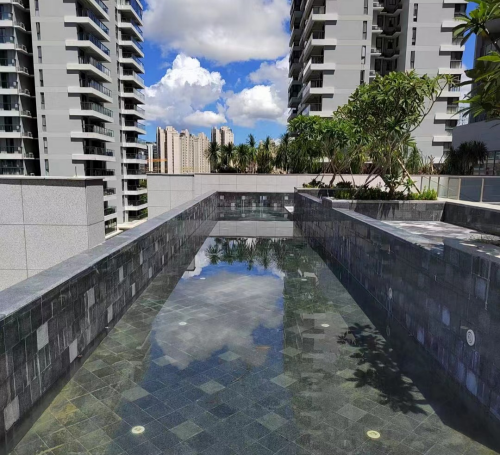 湖光山舍小區(qū)采用愛克泳池設(shè)備