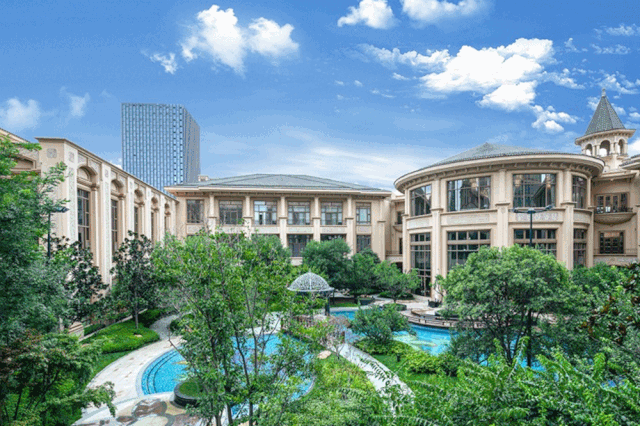 西安星河灣酒店泳池采用愛克泳池設(shè)備