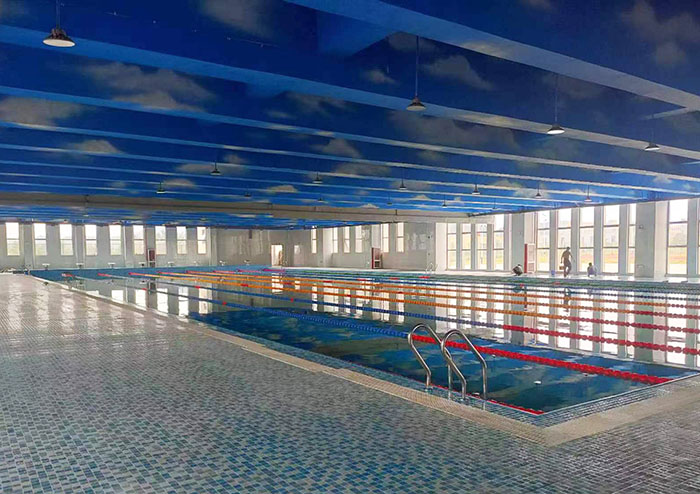 學(xué)校泳池設(shè)備