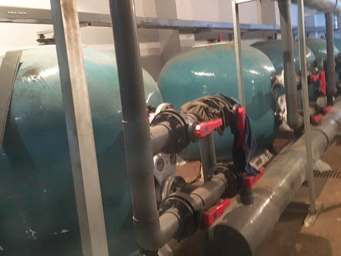 泳池過(guò)濾砂缸