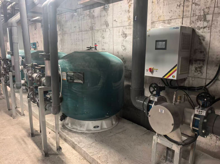 愛(ài)克中壓紫外線殺菌器